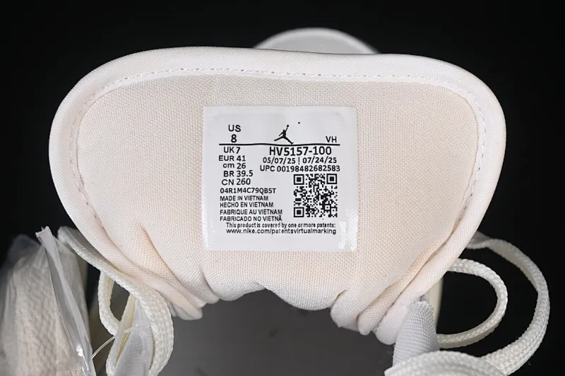 All Categories Air Jordan Jordan Series Basketball Shoes Air Jordan 1 Low Air Jordan 1 Low AJ1 Joe 1 Meter Platinum Retro Culture Leisure Sports Shoes HV5157-100
